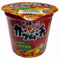 湖池屋咔辣姆久洋芋條/64克